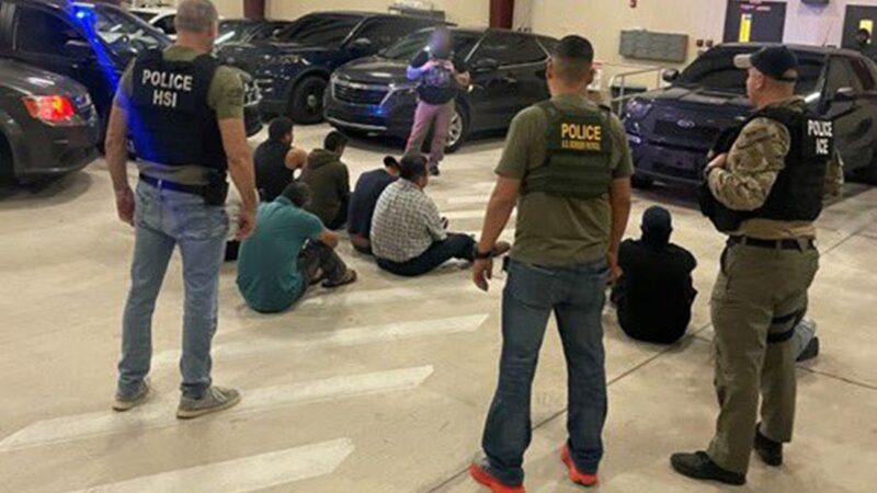 Varios migrantes, entre ellos cubanos, detenidos en Florida; uno de ellos con múltiples condenas